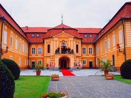 Baroque Wedding in Castle Strin ステジン城