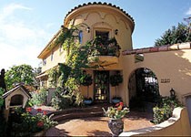 Villa Felicita Wedding ヴィラ・フェリシタ 《ガーデン又は邸宅ウエディング》